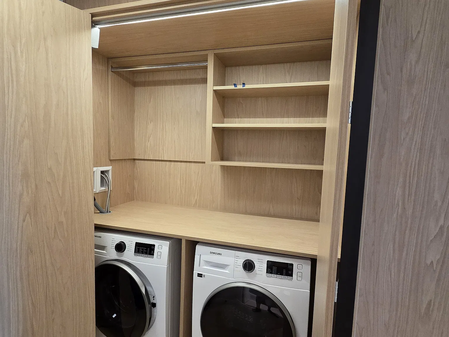 Studio, 400 sqft, $1,900 — Photo 3