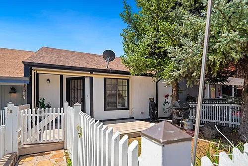 107 Niblic Ct Photo 1