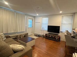 31 Cocasset St APT 2, Foxboro, MA 02035