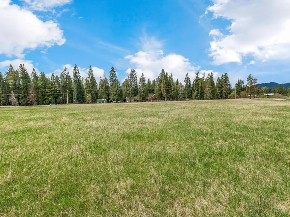 2 Little Italy, Priest River, ID 83856