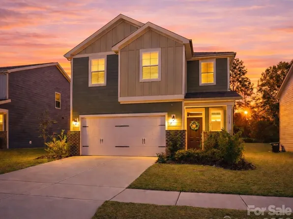 2132 Blue Sky Meadows Dr, Monroe, NC 28110