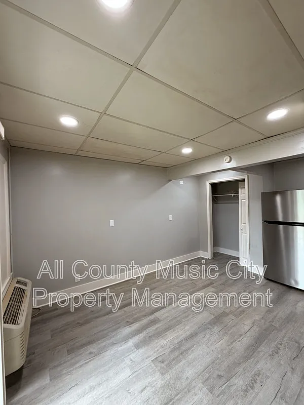 Building Photo - 105 Bonnabrook Dr #105