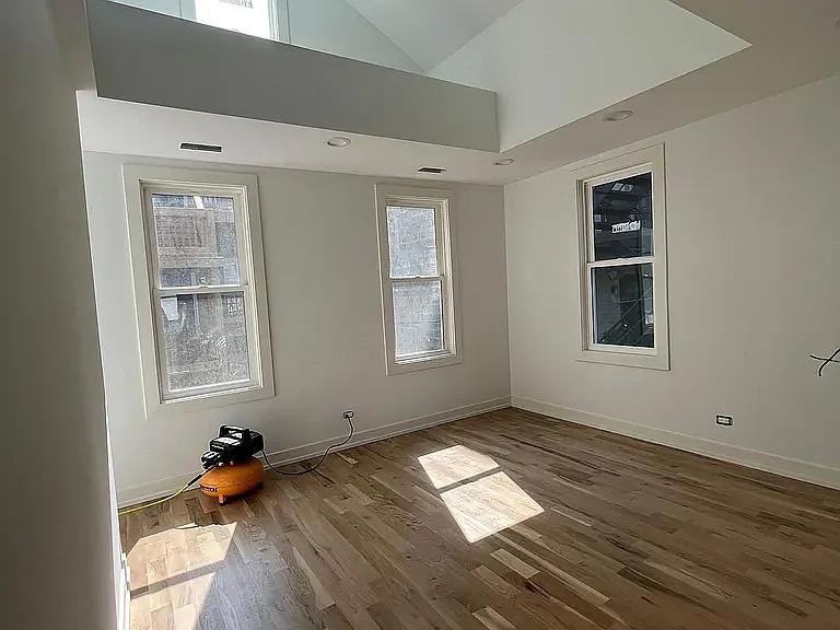 2 bed, $2,400 — Photo 1