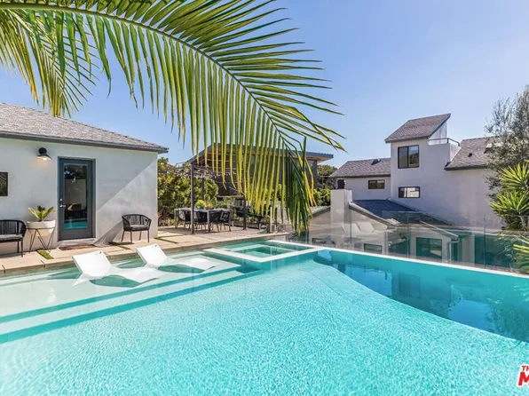 13053 Rose Ave, Los Angeles, CA 90066