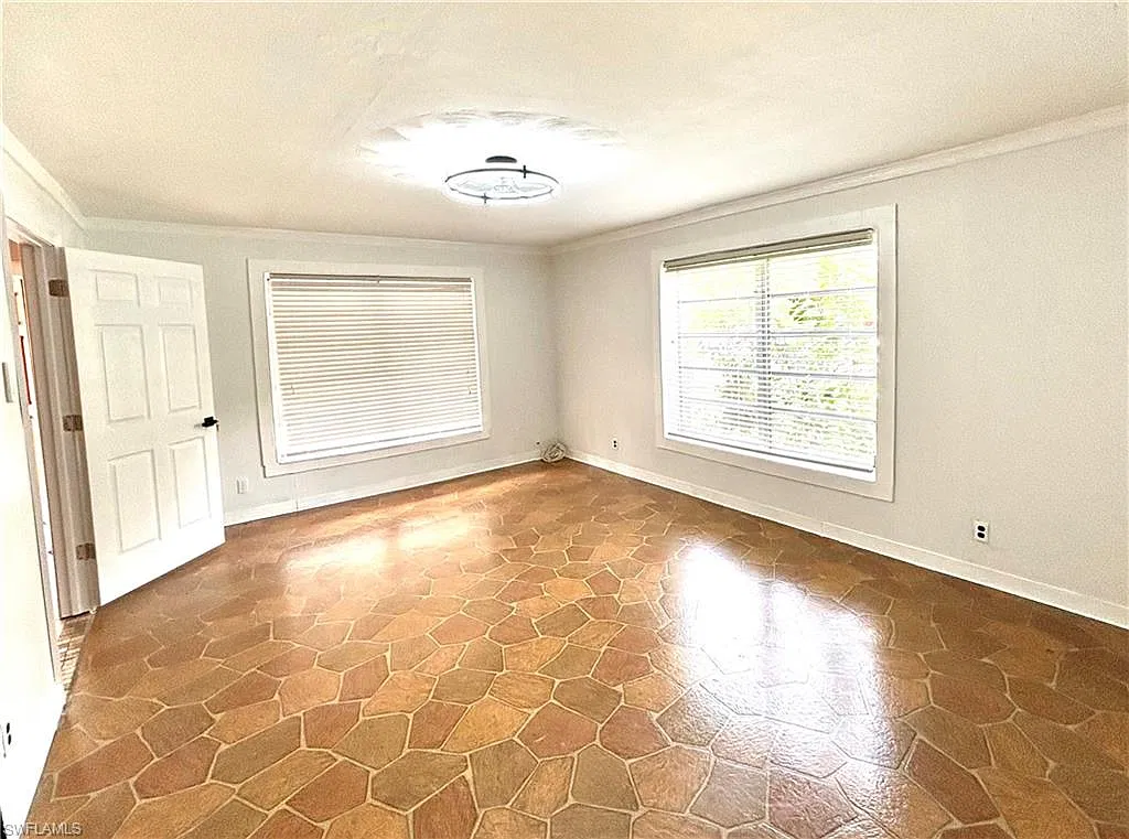 1 bed, 450 sqft, $1,650 — Photo 2