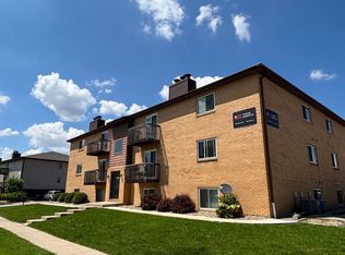 2406 Rainbow Ave #2C, Bloomington, IL
