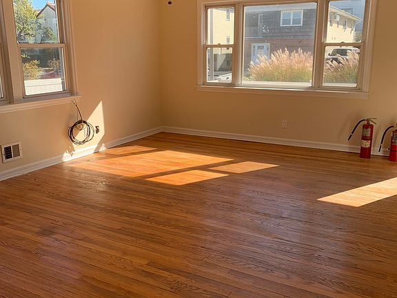 5th image of 415 E Penn St #1