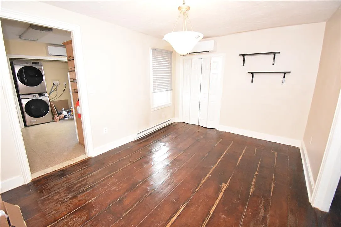 2 bed, 896 sqft, $1,100 — Photo 4