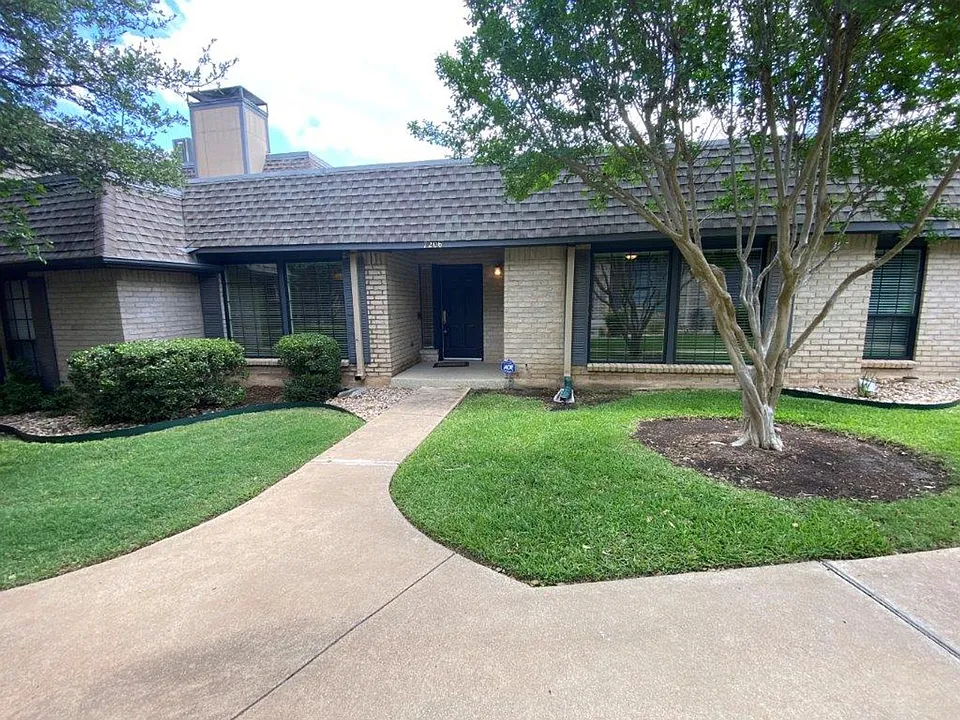 7206 Chimney Cors