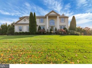 10 Bryces Ct, Sicklerville, NJ 08081