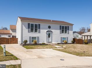 16 Cunning Ct, Baltimore, MD 21220