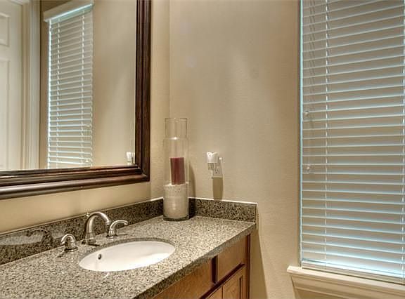 5th image of 1302 Sherwood Springs Ln