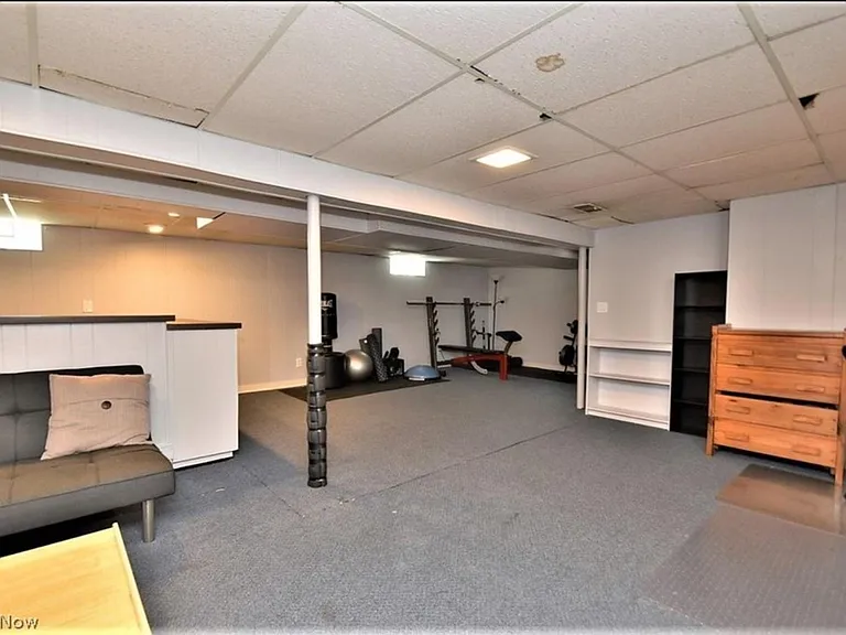 6718 Som Center Rd — Photo 26