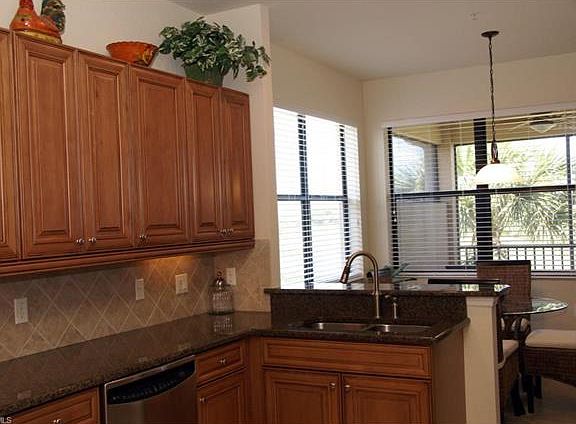 4th image of 10542 Smokehouse Bay Dr #61201