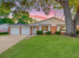 722 Venice St, Sugar Land, TX 77478