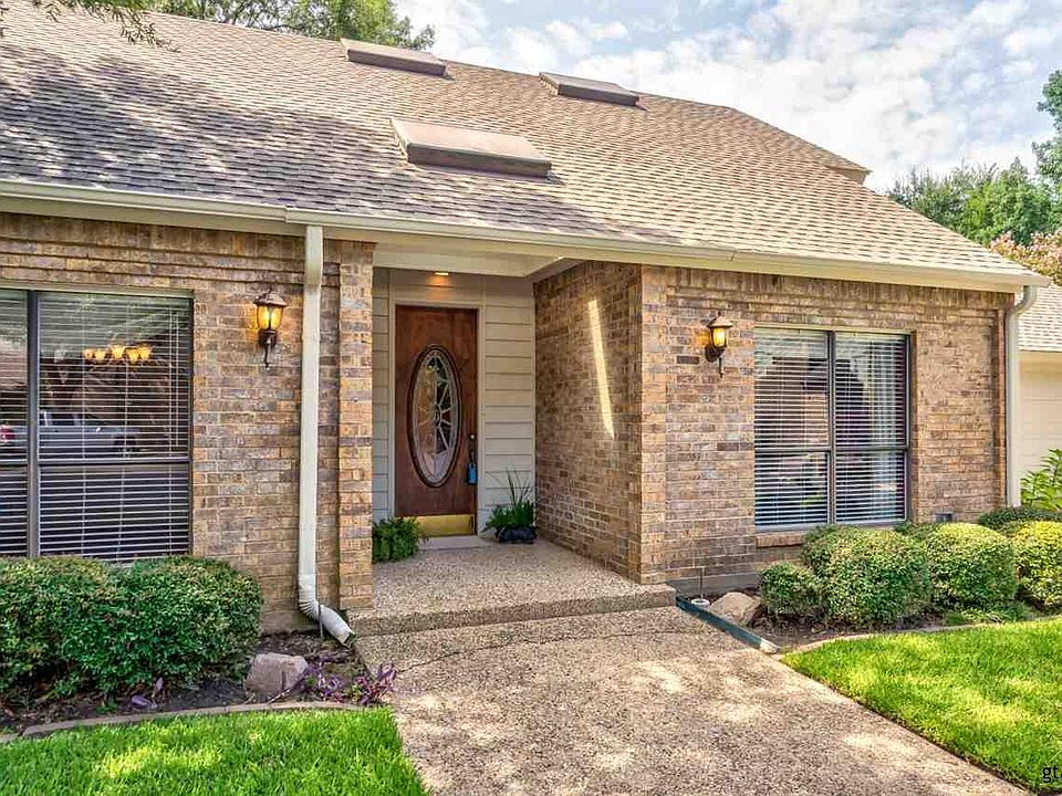 1st image of 805 Woodhall Ct
