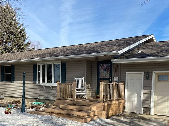 2nd image of 3233 Garnet Dr