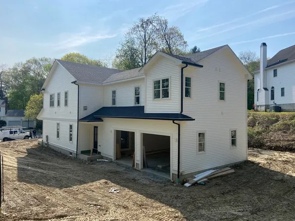 159 Pinecrest Rd, Holliston, MA 01746