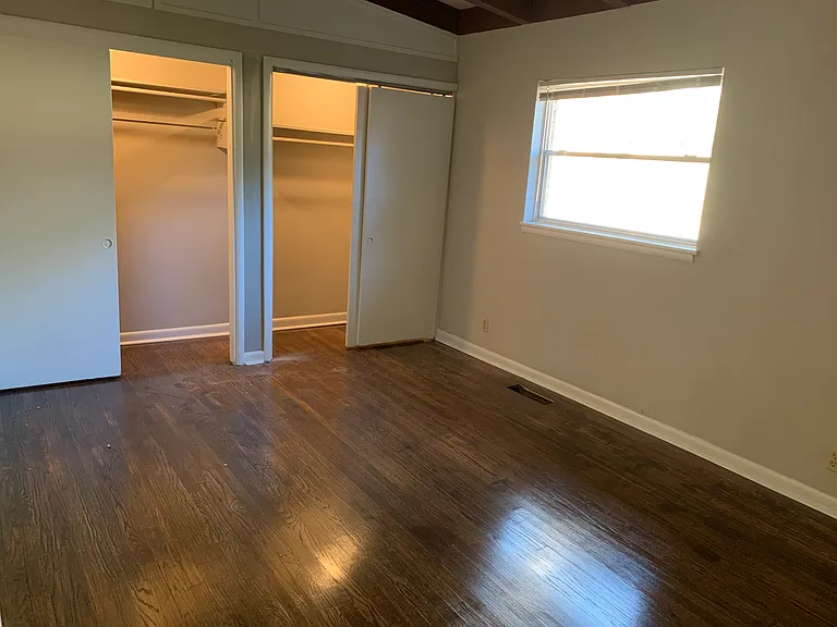 3930 Montclair Rd — Photo 20