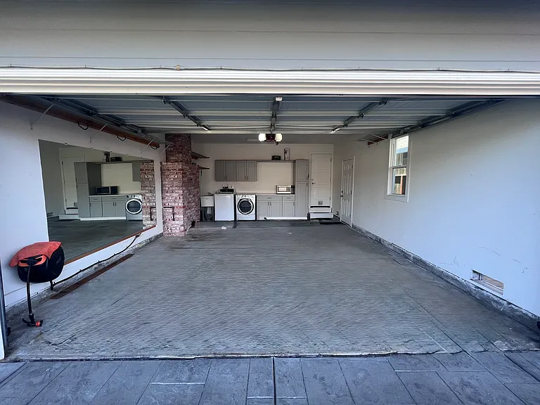 Maryal Dr — Photo 19