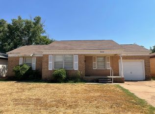 804 E Sutherland St, Altus, OK 73521