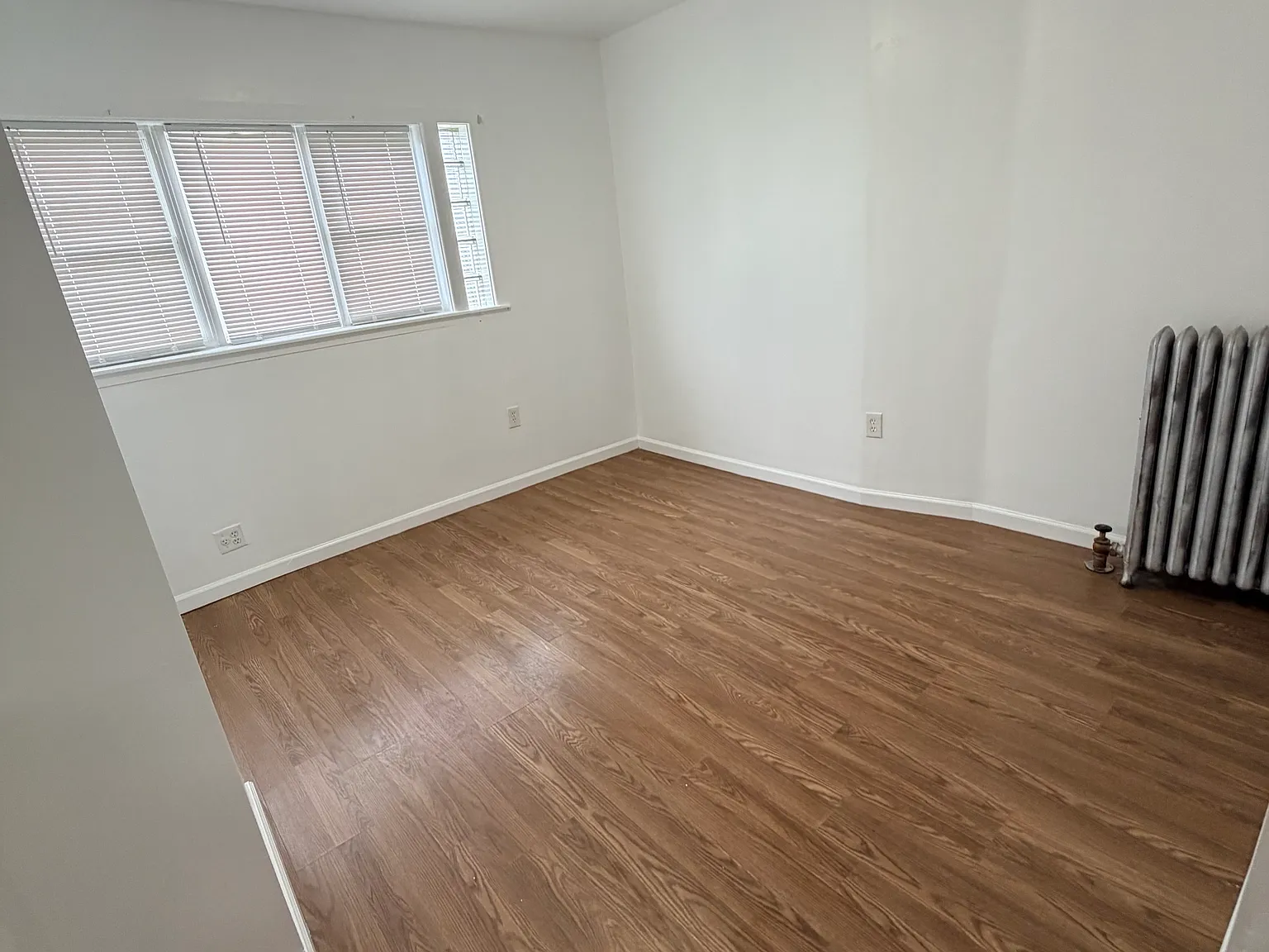 2 bed, 1000 sqft, $1,450 — Photo 3