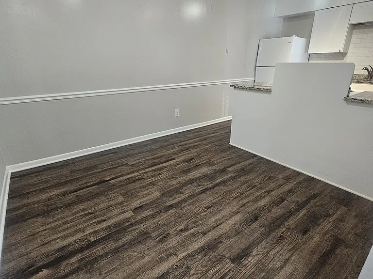 Merriwood Apartments — Photo 17