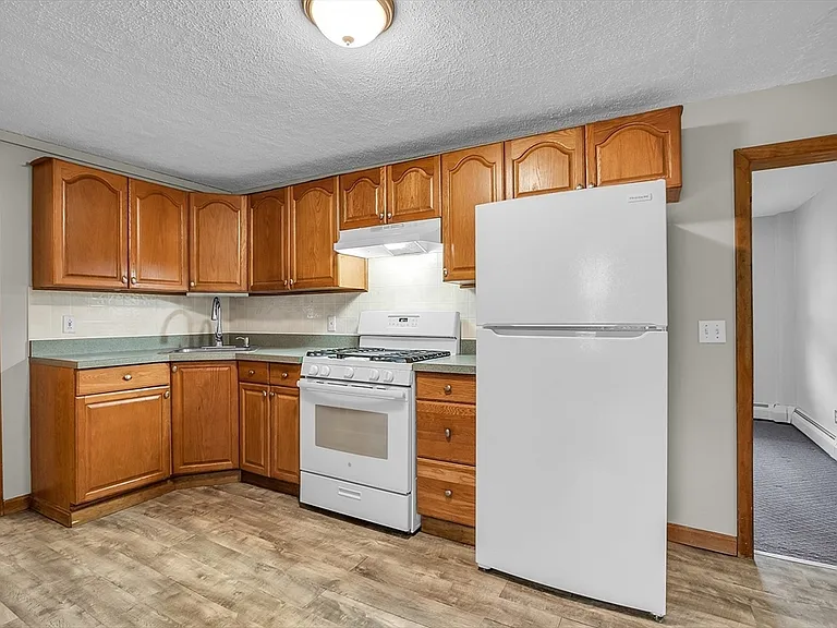 87 Graniteville Rd #B — Photo 2