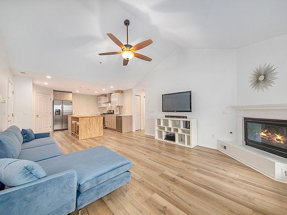 5th image of 1528 Oakfield Dr #1528