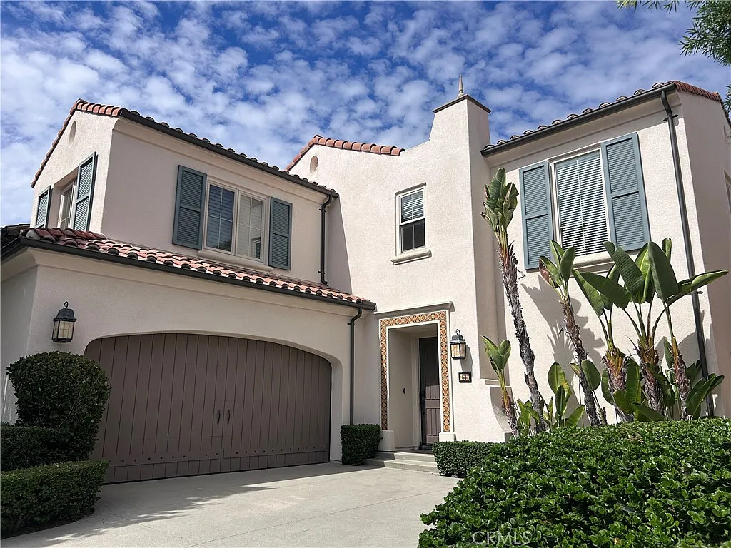 4 bed, 2653 sqft, $6,600 — Photo 1
