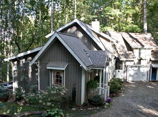 8 Smokey Ridge Loop, Waynesville, NC 28786