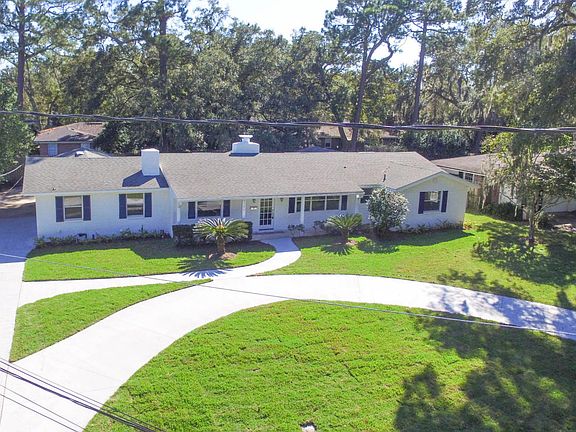 3rd image of 4748 Avon Ln