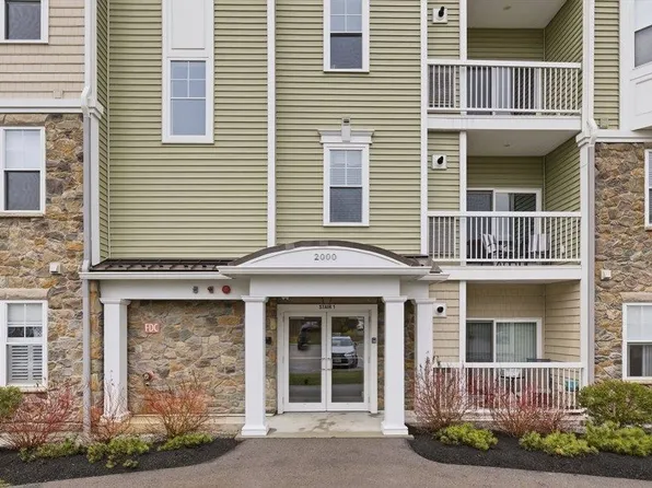 2301 Pennington Dr #2301, Walpole, MA 02081