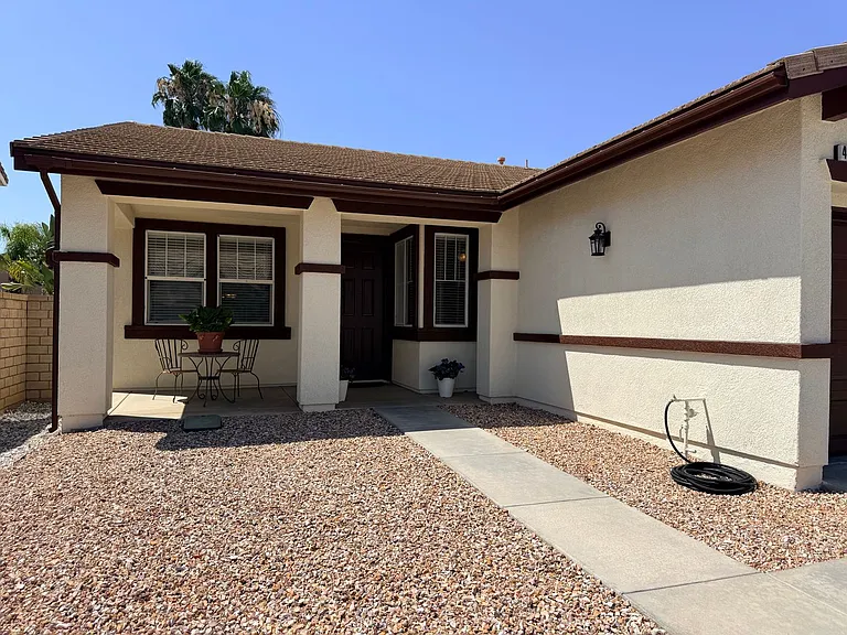 40889 Robards Way — Photo 2