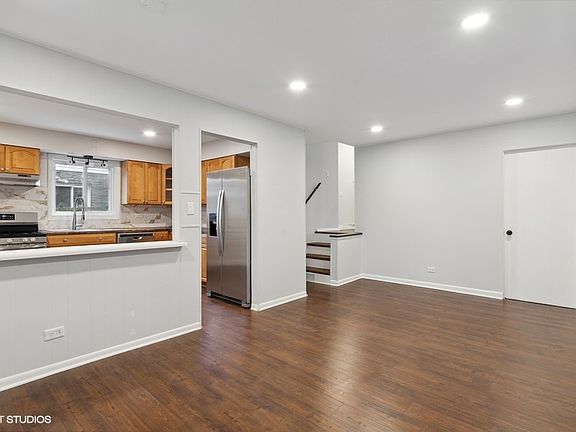 5th image of 9422 Ironwood Ln Unit 9422