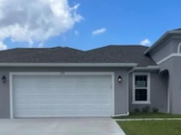 1255 Wadsworth St SE, Palm Bay, FL 32909