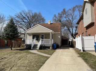 5711 Drexel St, Dearborn Heights, MI 48127