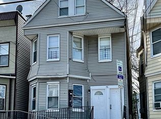 76 Irving St, Newark, NJ 07104
