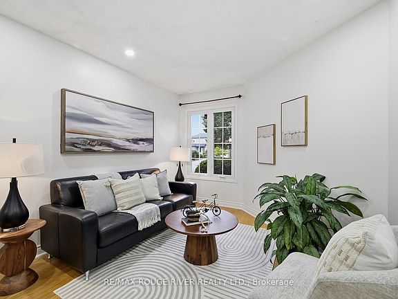 5th image of 33 Rangeley Dr