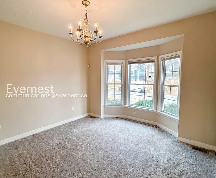 1713 Jacquelin St — Photo 7