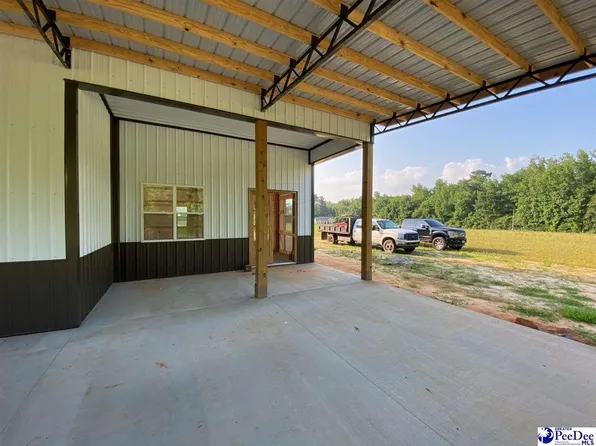 809 Timmons Rd, Timmonsville, SC 29161