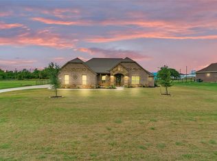 217 Maverick Ct, Granbury, TX 76049