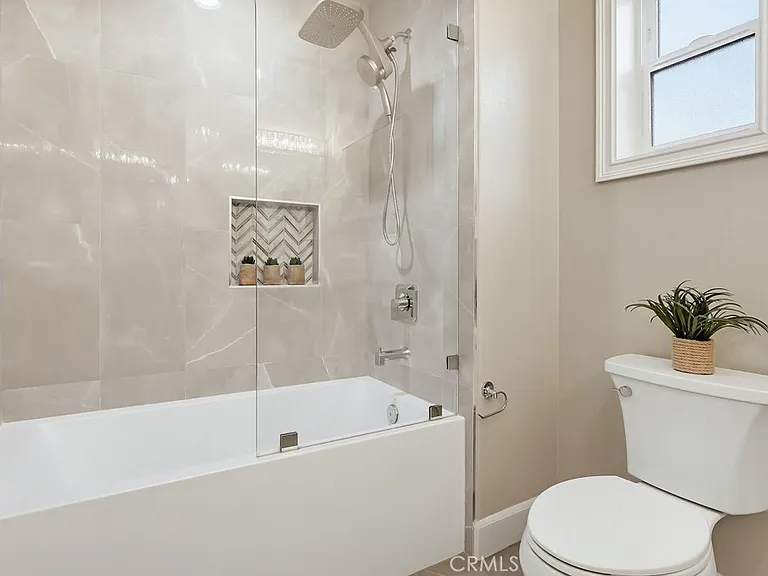 432 S Alhambra Ave #H — Photo 37