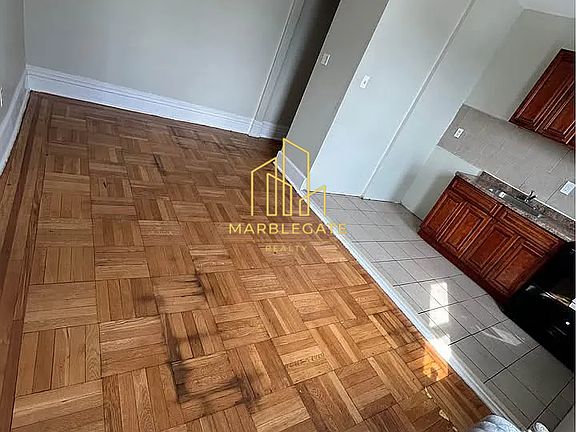 4th image of 196 Roseville Ave #39AZ