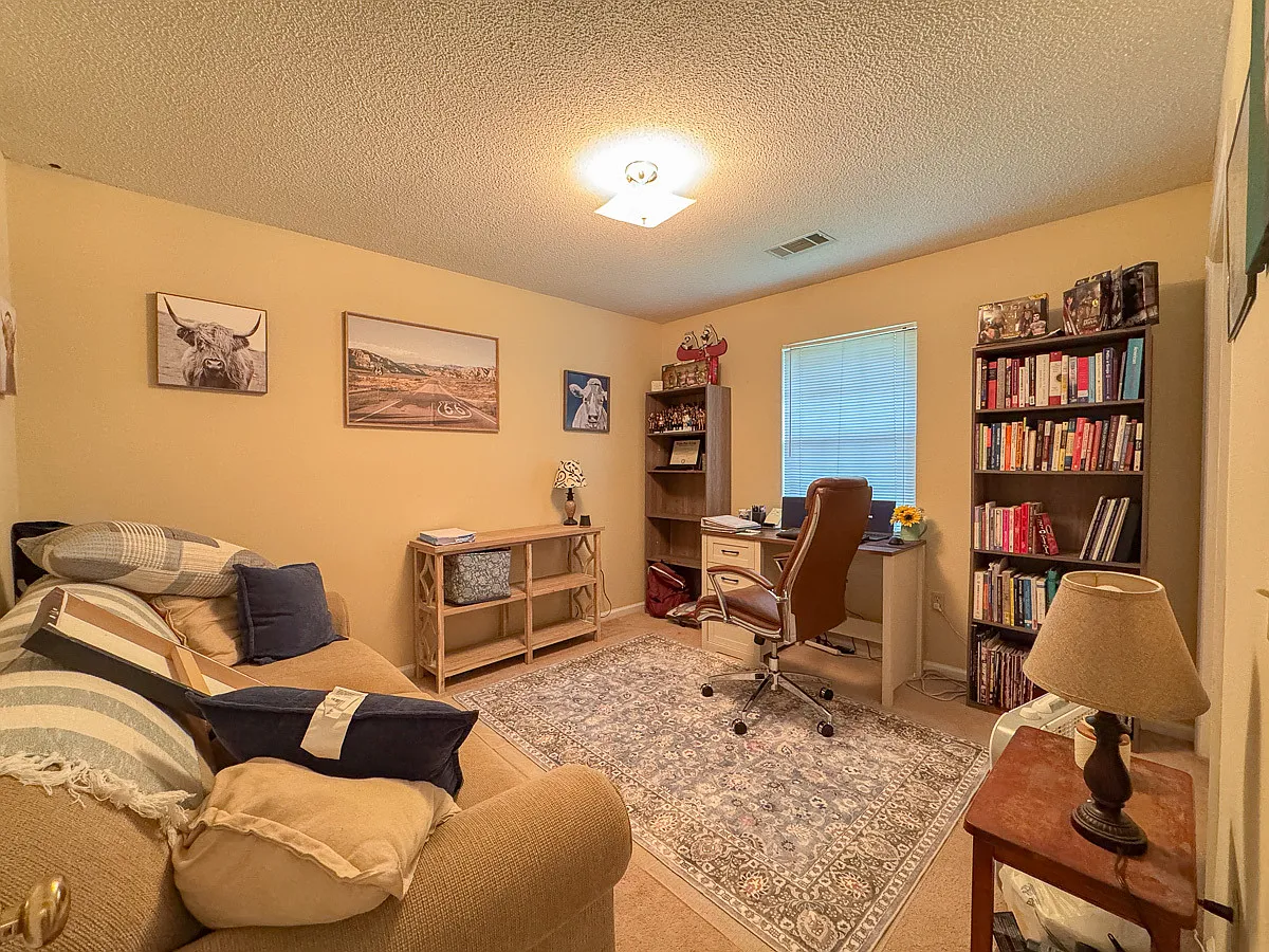 513 Park Avenue - B — Photo 3
