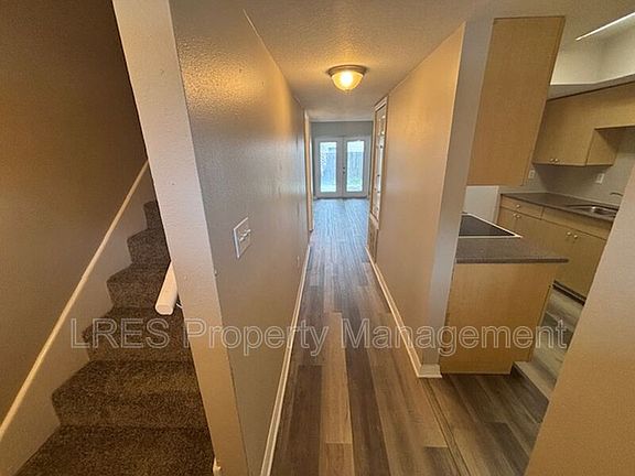 2nd image of 1601 Terrace Dr