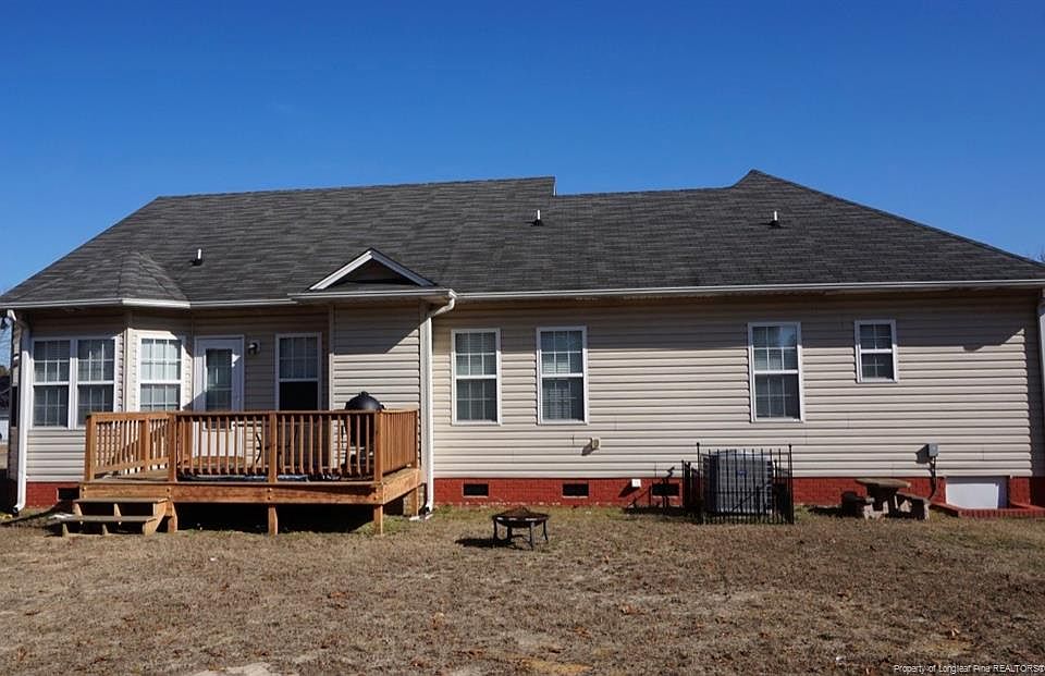 2nd image of 991 Northview Dr