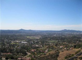 660 Calle De La Sierra, El Cajon, CA 92019