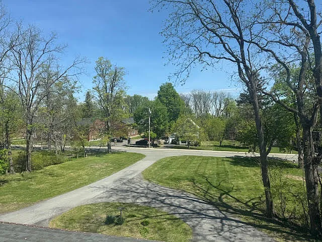 41 Willow Ave — Photo 16