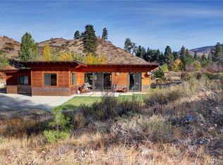 121 North Village Rd, Winthrop, WA 98862